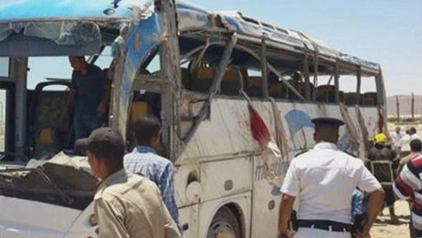 عشرات الضحايا في هجوم مسلح على حافلتين للأقباط بصعيد مصر
