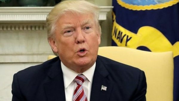 ترامب يؤكد أنه لا يخضع لتحقيق من قبل مكتب التحقيقات الفيدرالي