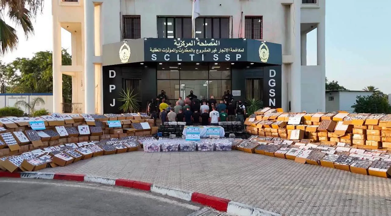 الأمن الوطني يحجز 10.4 ملايين كبسولة بريغابالين و33 كلغ من الكوكايين