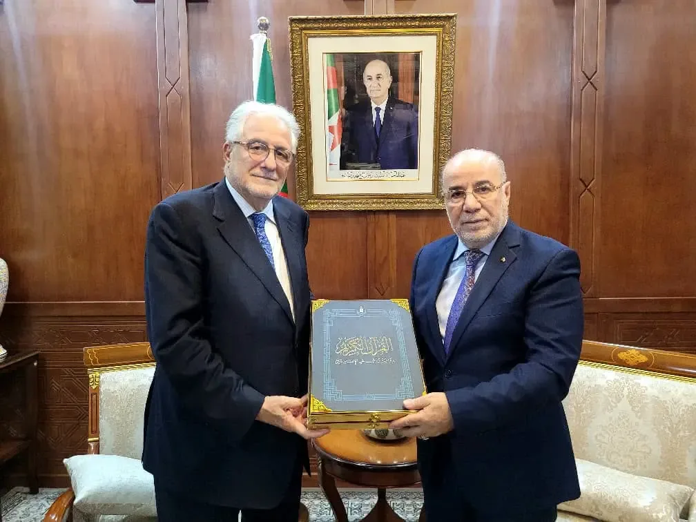 وزير الشؤون الدينية يستقبل عميد مسجد باريس الكبير